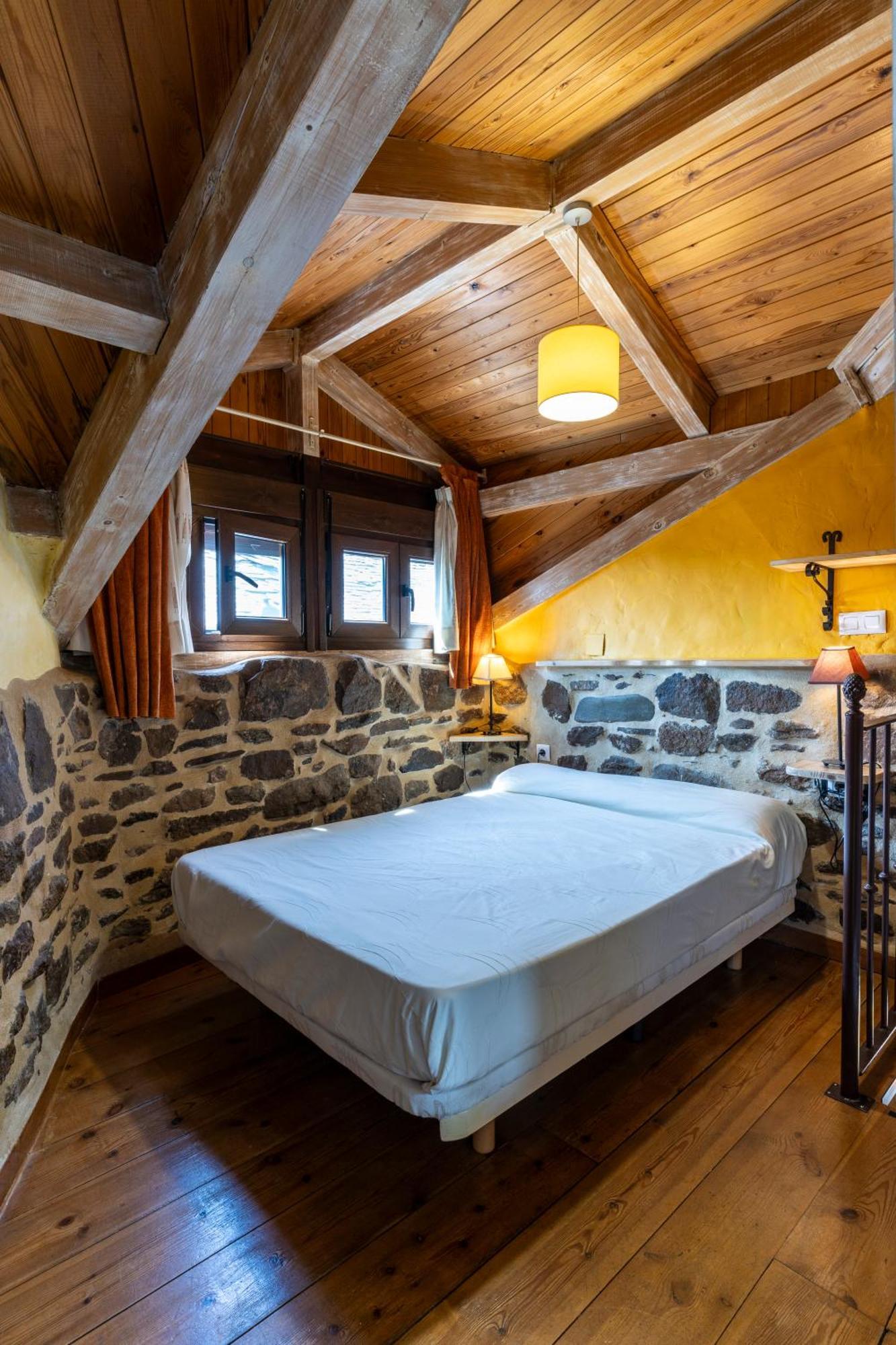 Casa de turismo rural Sardom2 Apartment Bembibre  Екстериор снимка